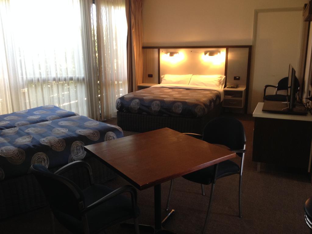 The Central Hotel Motel Lakes Entrance Pokój zdjęcie