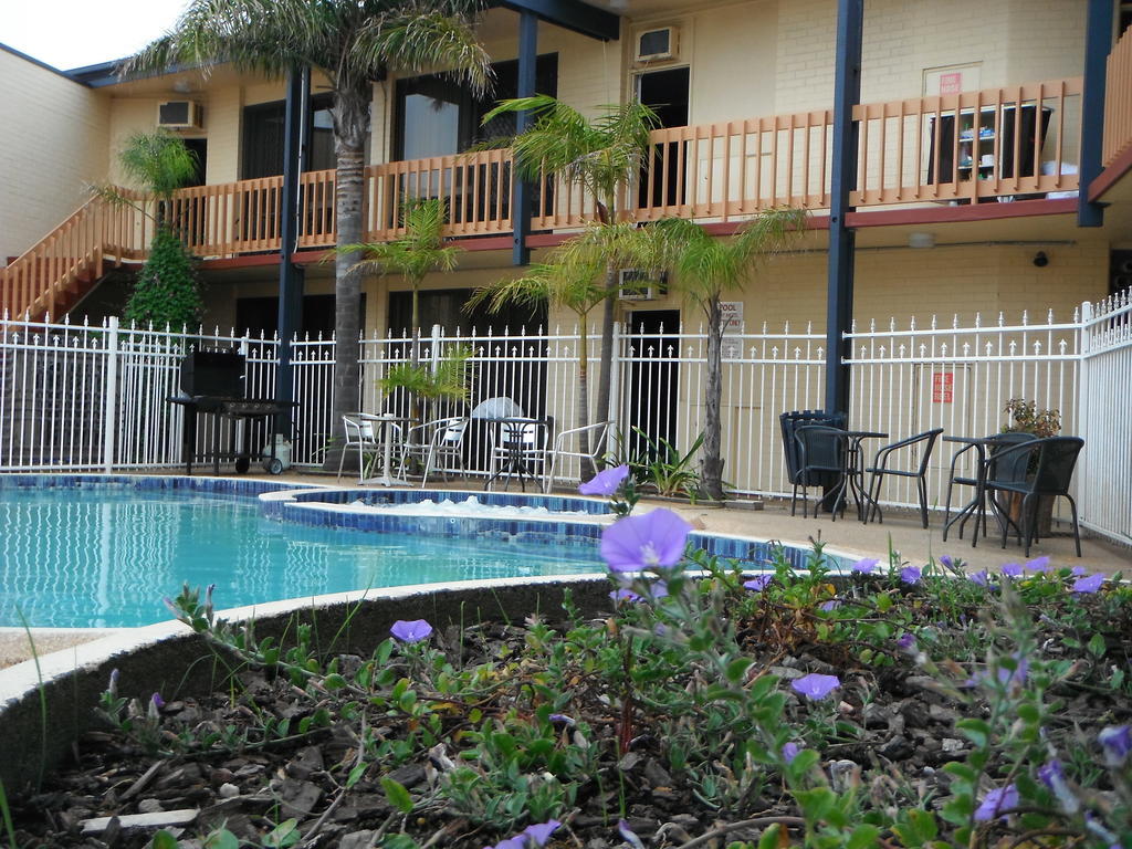 The Central Hotel Motel Lakes Entrance Zewnętrze zdjęcie